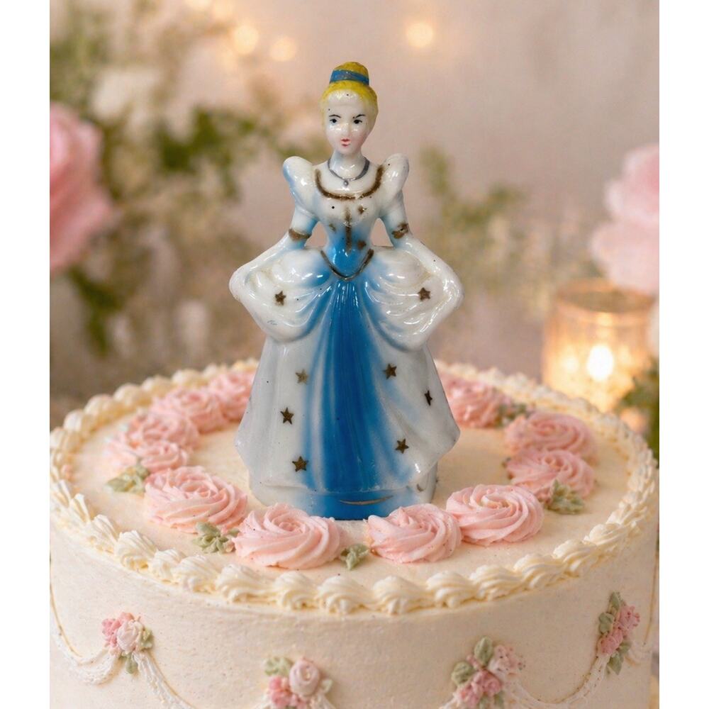 Vintage 1960s Cinderella Plastic Figurine Walt Disney Productions Hong Kong 5''